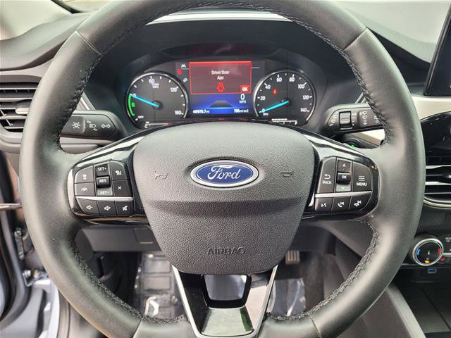 Certified 2022 Ford Escape SE w/ SE Sport Appearance Package FWD image 30
