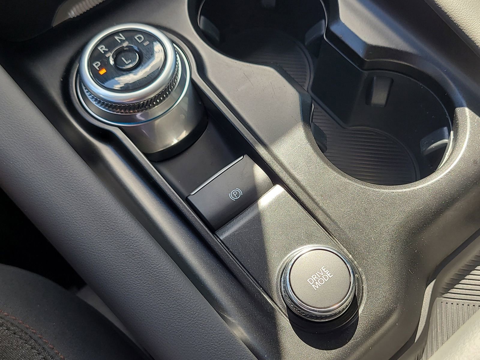 Certified 2025 Ford Explorer Active image 26