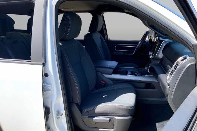 Used 2024 RAM 3500 Big Horn w/ Night Edition AWD/4WD image 9