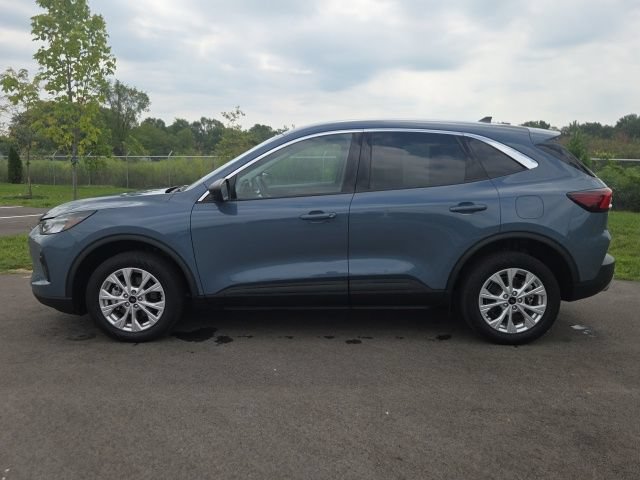 Certified 2023 Ford Escape Active AWD/4WD image 16