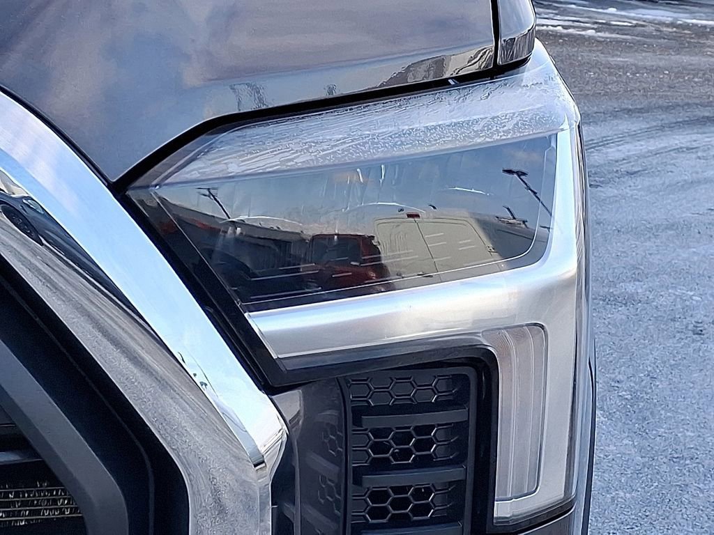 Used 2022 Toyota Tundra SR5 image 9