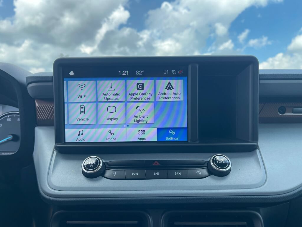 Certified 2022 Ford Maverick Lariat FWD image 12