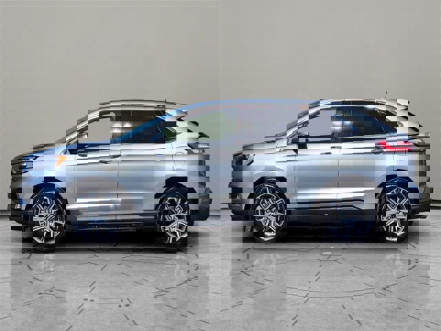 Certified 2023 Ford Edge Titanium image 9