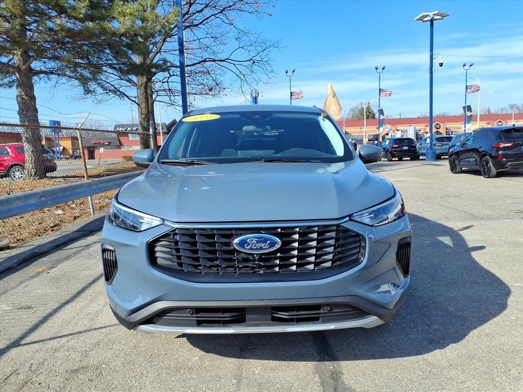 Certified 2023 Ford Escape Active w/ Tech Pack #2 image 6