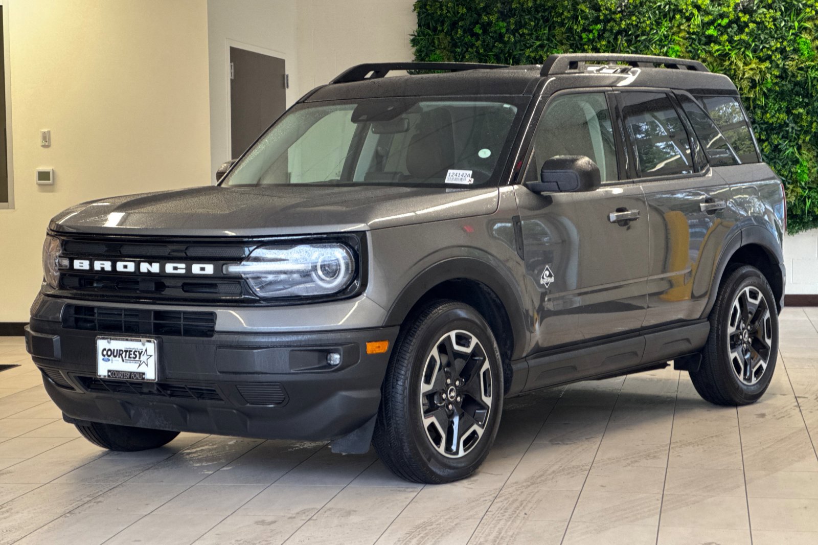 Certified 2022 Ford Bronco Sport Outer Banks image 8