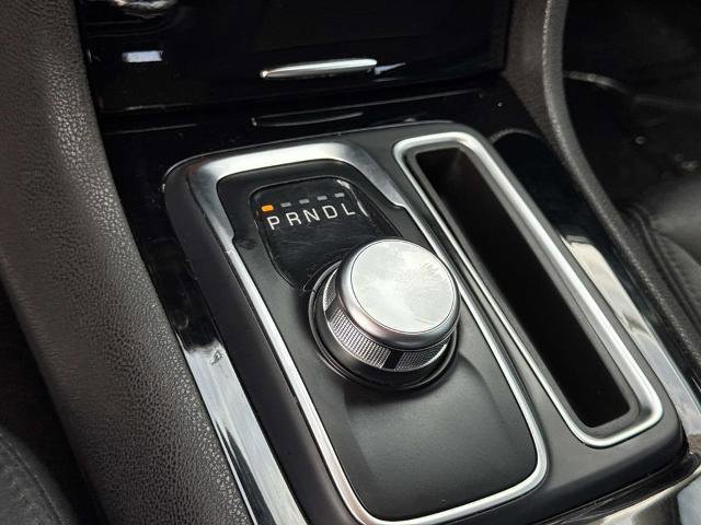 Used 2023 Chrysler 300 Touring image 16