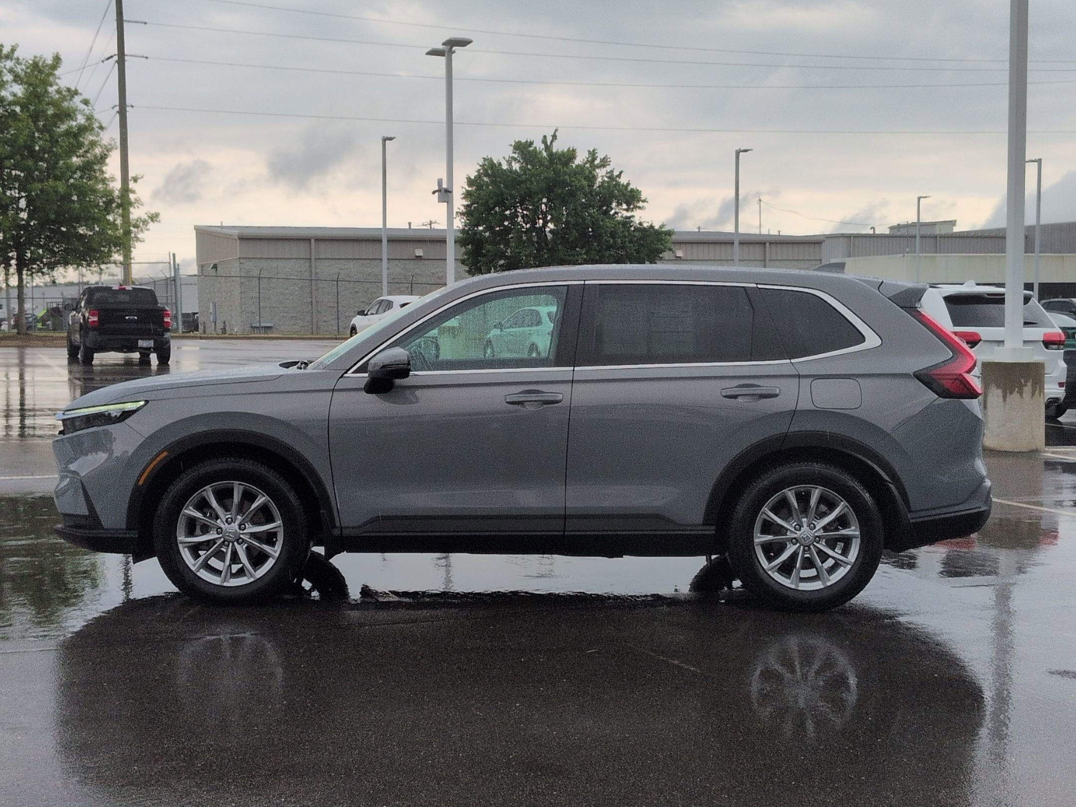 Used 2025 Honda CR-V EX-L image 7