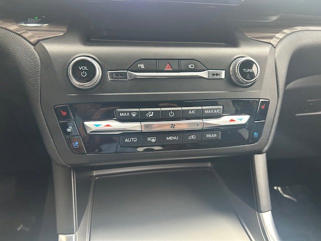 Certified 2021 Ford Explorer Limited w/ Equipment Group 301A RWD image 27