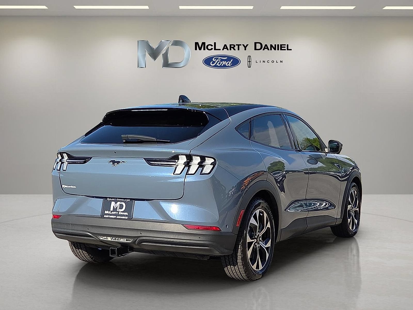 Certified 2024 Ford Mustang Mach-E Select AWD/4WD image 5