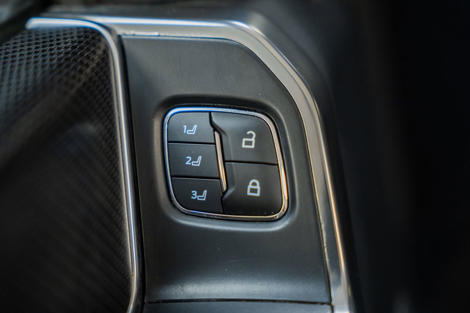 Certified 2022 Ford F150 Raptor w/ Raptor 37 Performance Package image 48