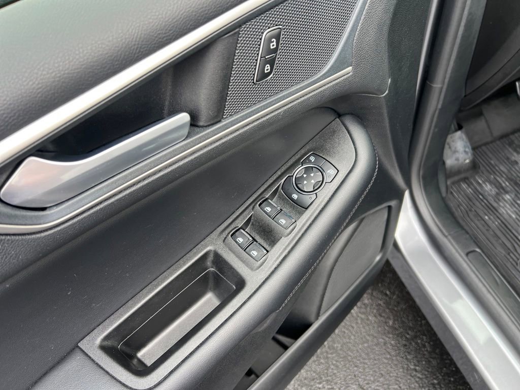 Certified 2024 Ford Edge SEL w/ Convenience Package image 13