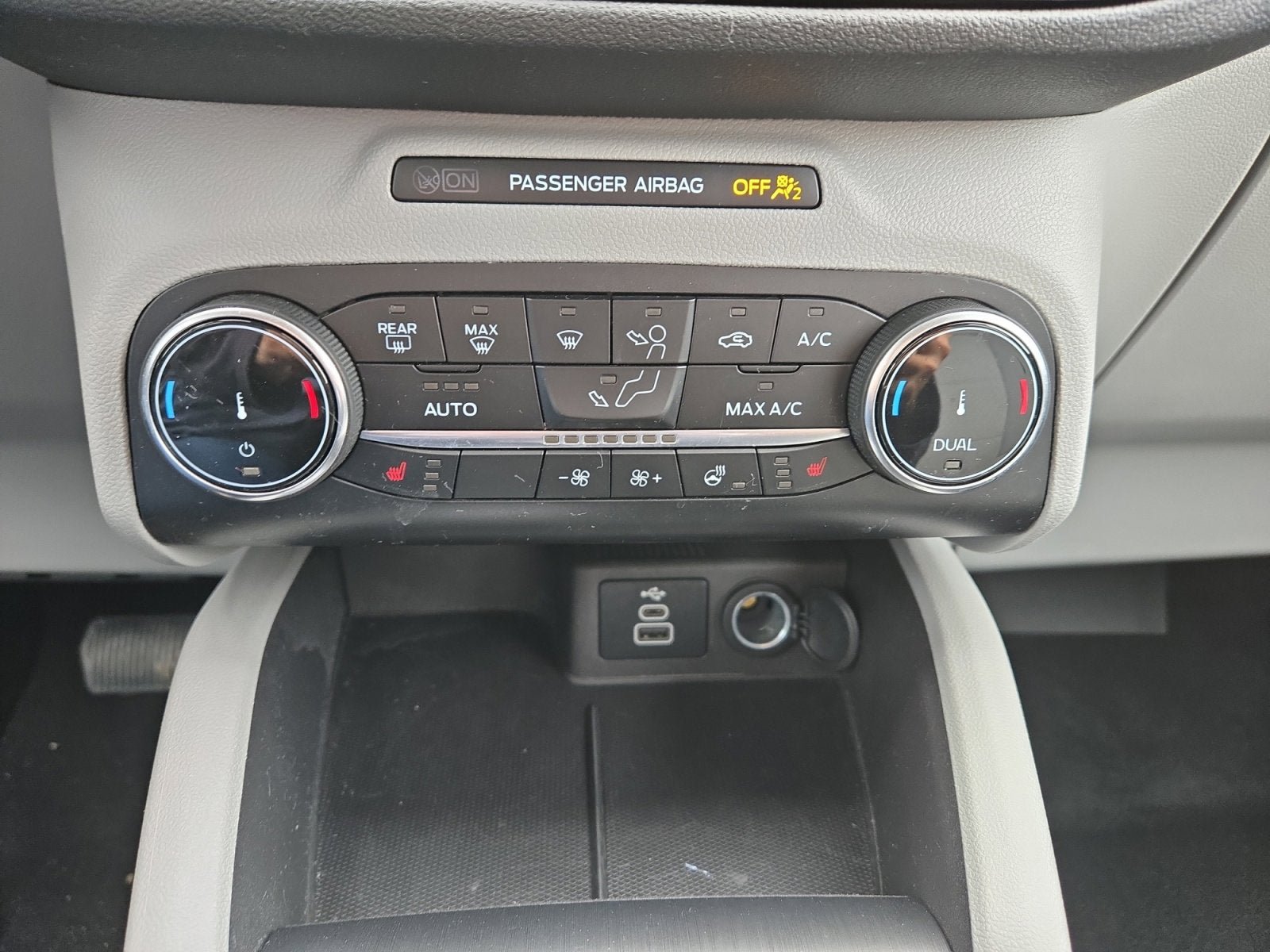 Certified 2024 Ford Escape Active AWD/4WD image 20
