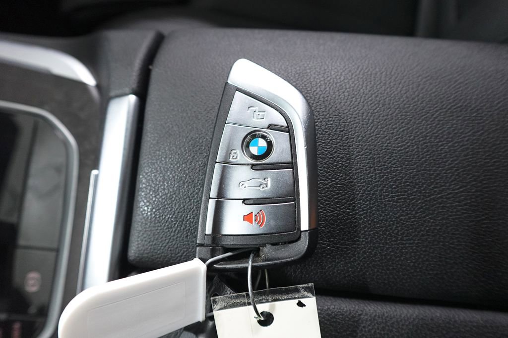 Used 2022 BMW X5 xDrive40i w/ Parking Assistance Package image 33