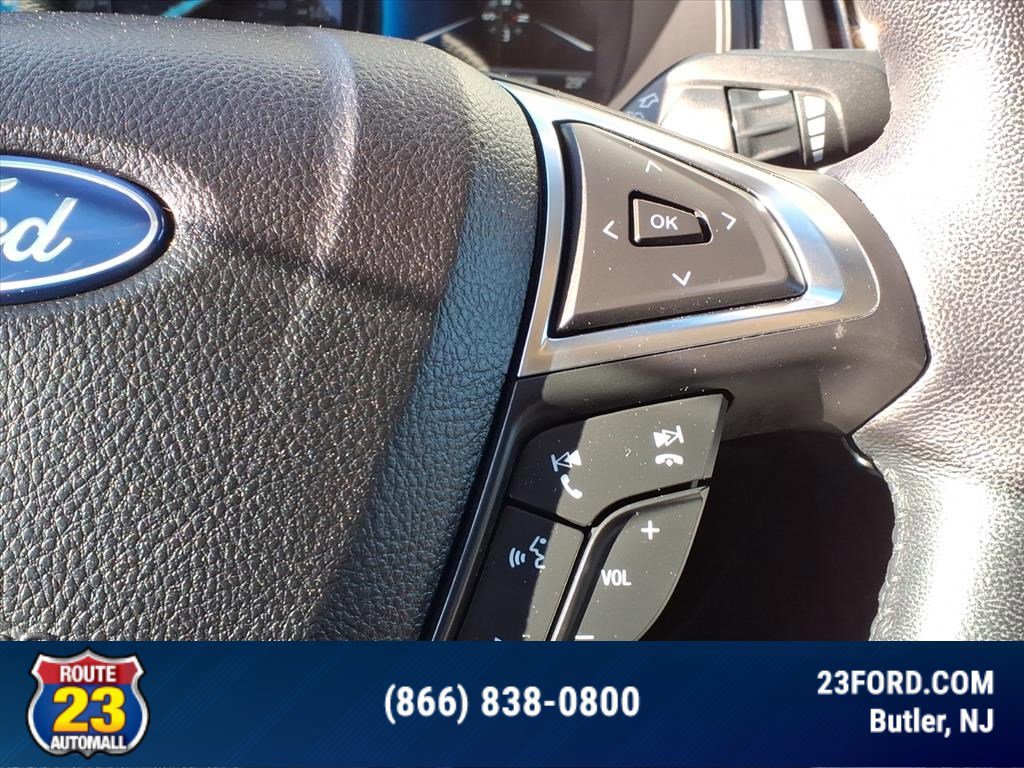 Certified 2022 Ford Edge SEL w/ Cargo Accessory Package image 18