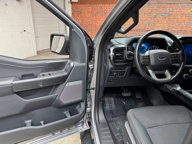 Certified 2022 Ford F150 XLT w/ Equipment Group 302A High image 10