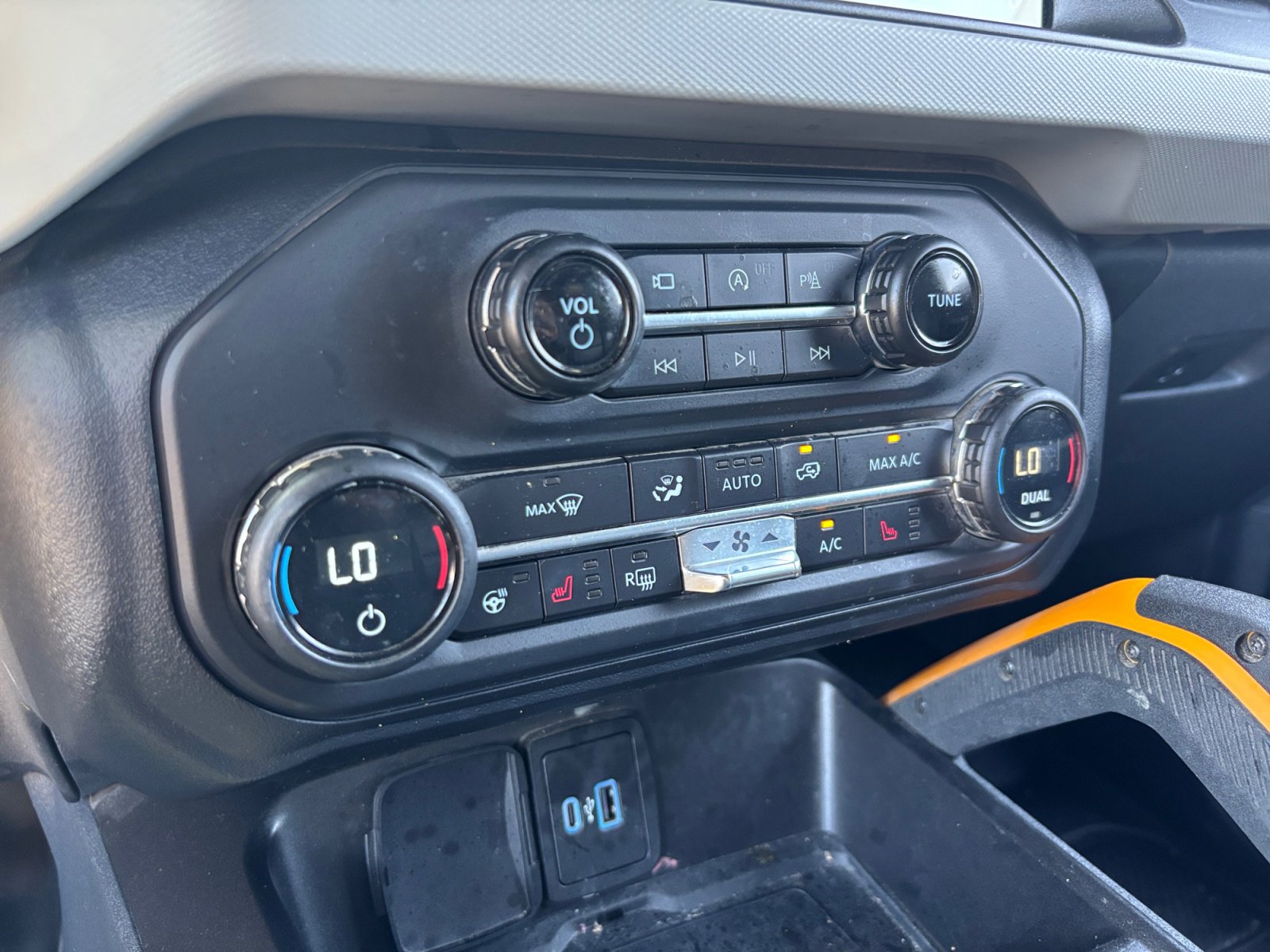 Certified 2021 Ford Bronco Badlands AWD/4WD image 30