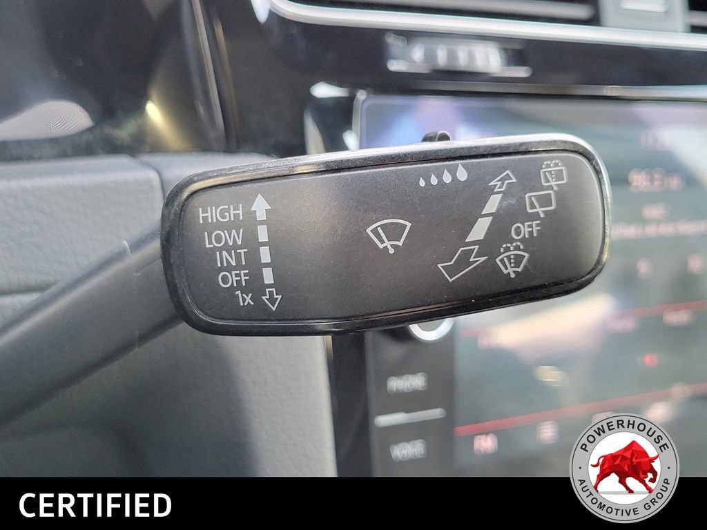 Used 2018 Volkswagen GTI SE FWD image 32