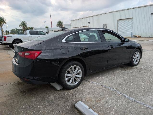Used 2025 Chevrolet Malibu LT FWD image 3
