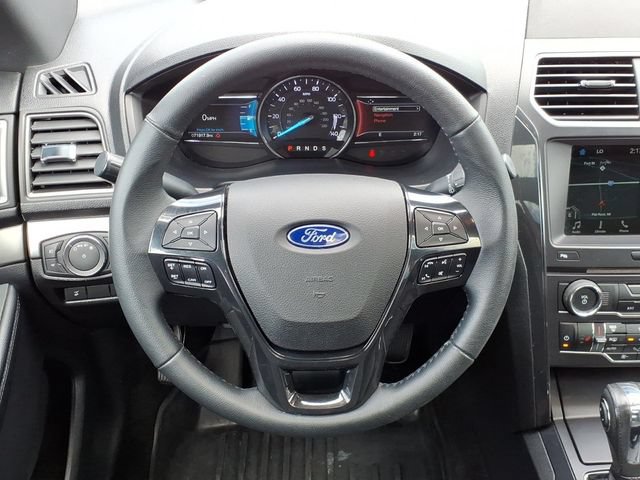 Certified 2018 Ford Explorer XLT w/ Equipment Group 202A AWD/4WD image 13