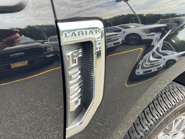Certified 2022 Ford F350 Lariat w/ Lariat Value Package AWD/4WD image 38