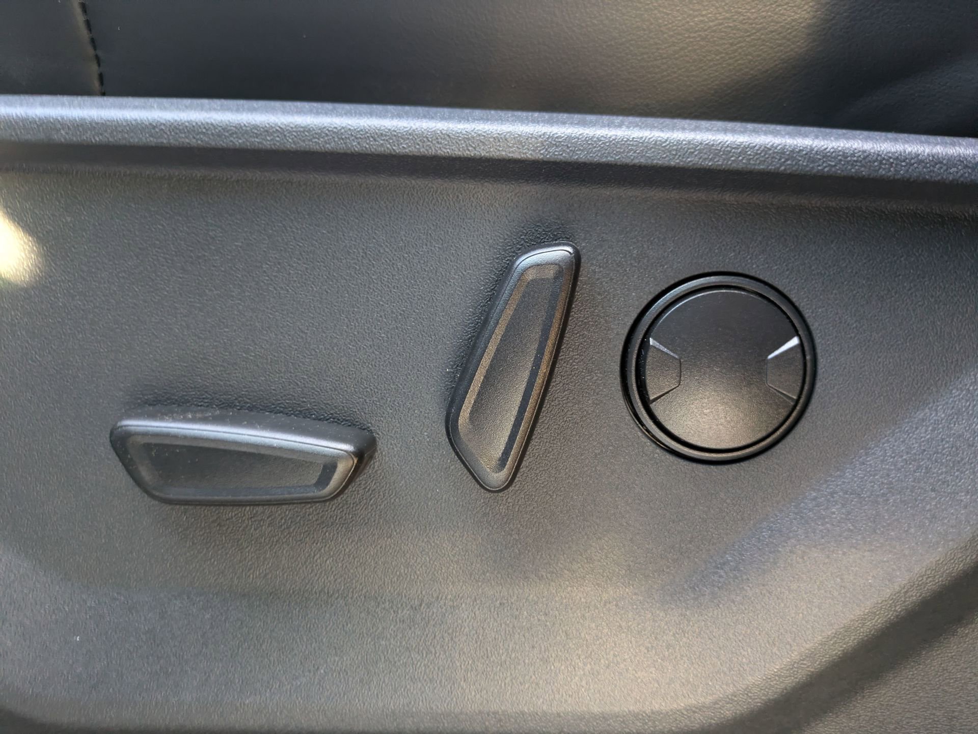 Certified 2025 Ford Expedition Max Platinum image 58