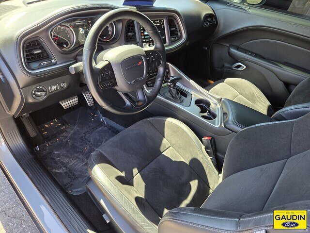 Used 2022 Dodge Challenger R/T w/ Plus Package RWD image 13