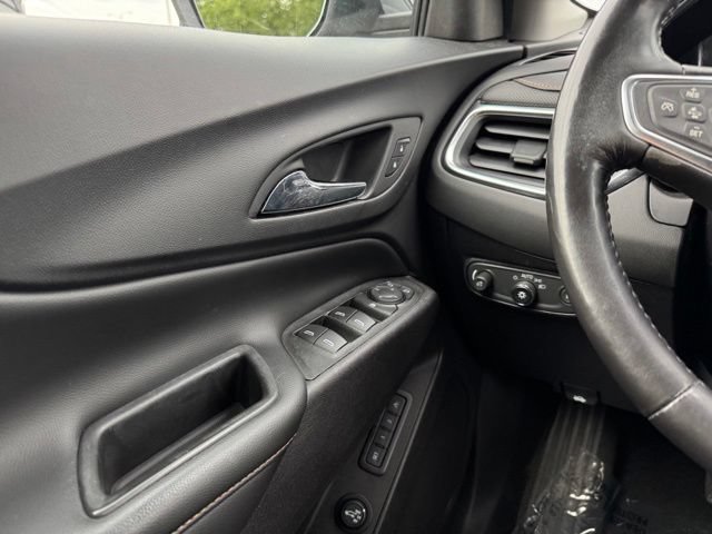 Used 2018 Chevrolet Equinox Premier AWD/4WD image 30