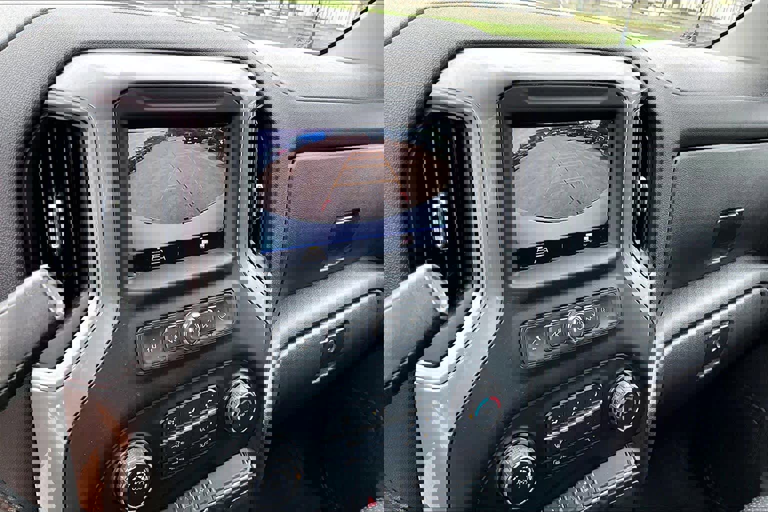 Used 2021 Chevrolet Silverado 1500 Custom Trail Boss image 29