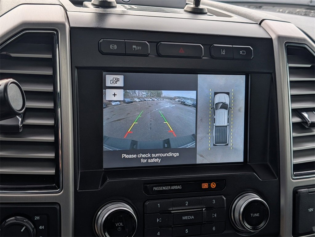 Certified 2019 Ford F350 Platinum w/ Platinum Ultimate Package image 30