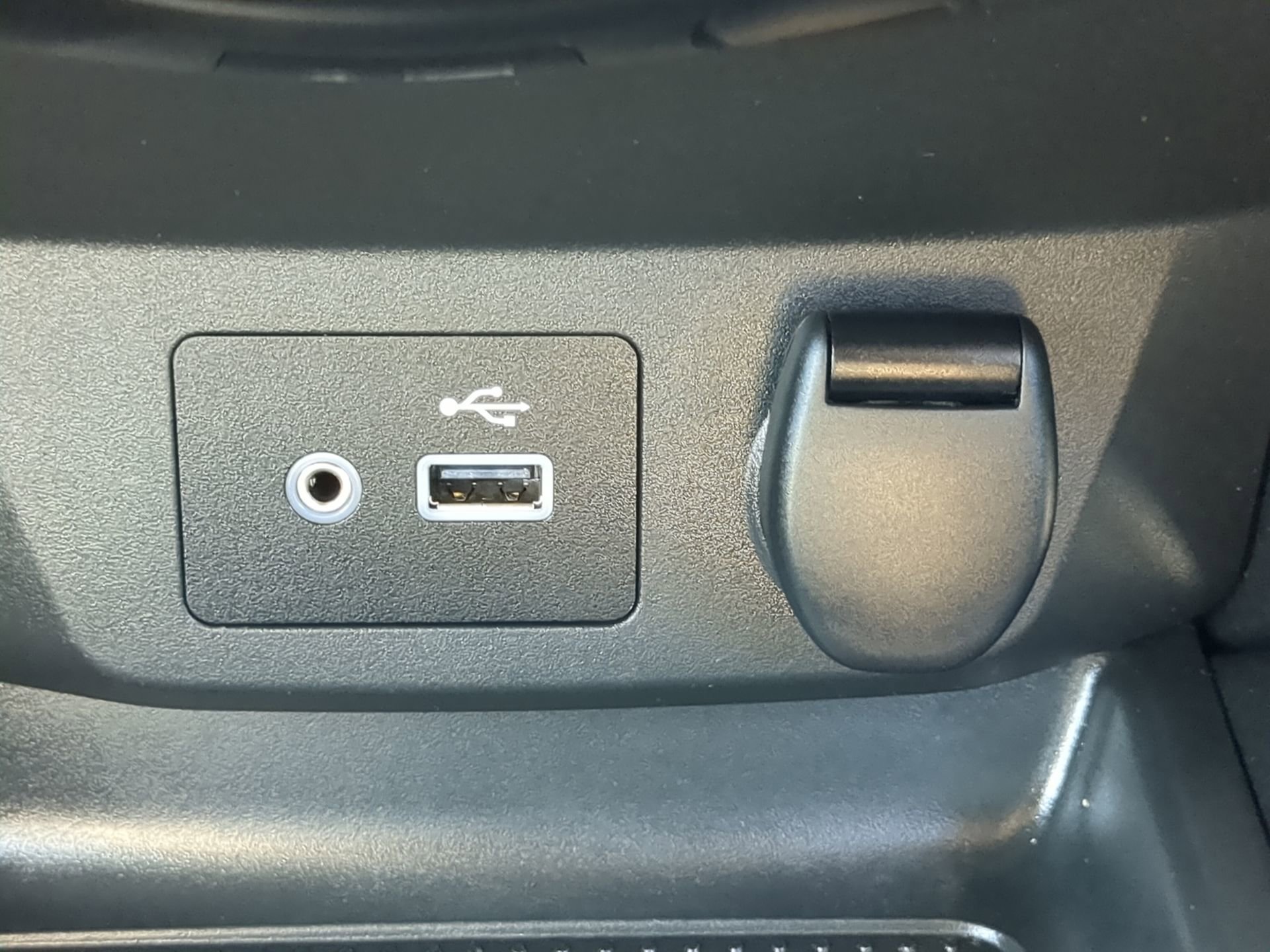 Used 2019 Nissan Rogue Sport S image 51