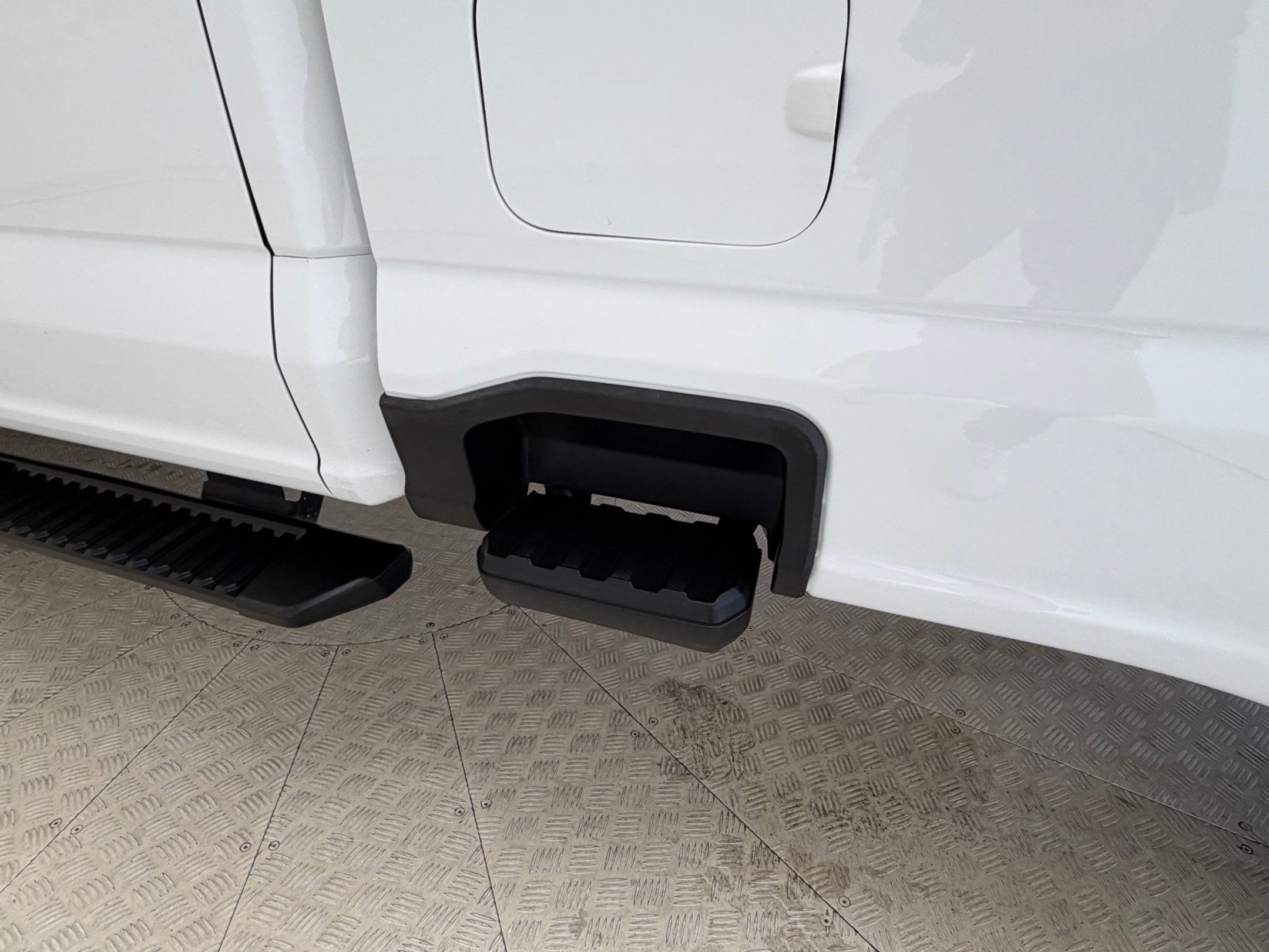 Certified 2024 Ford F350 XLT w/ FX4 Off-Road Package image 29