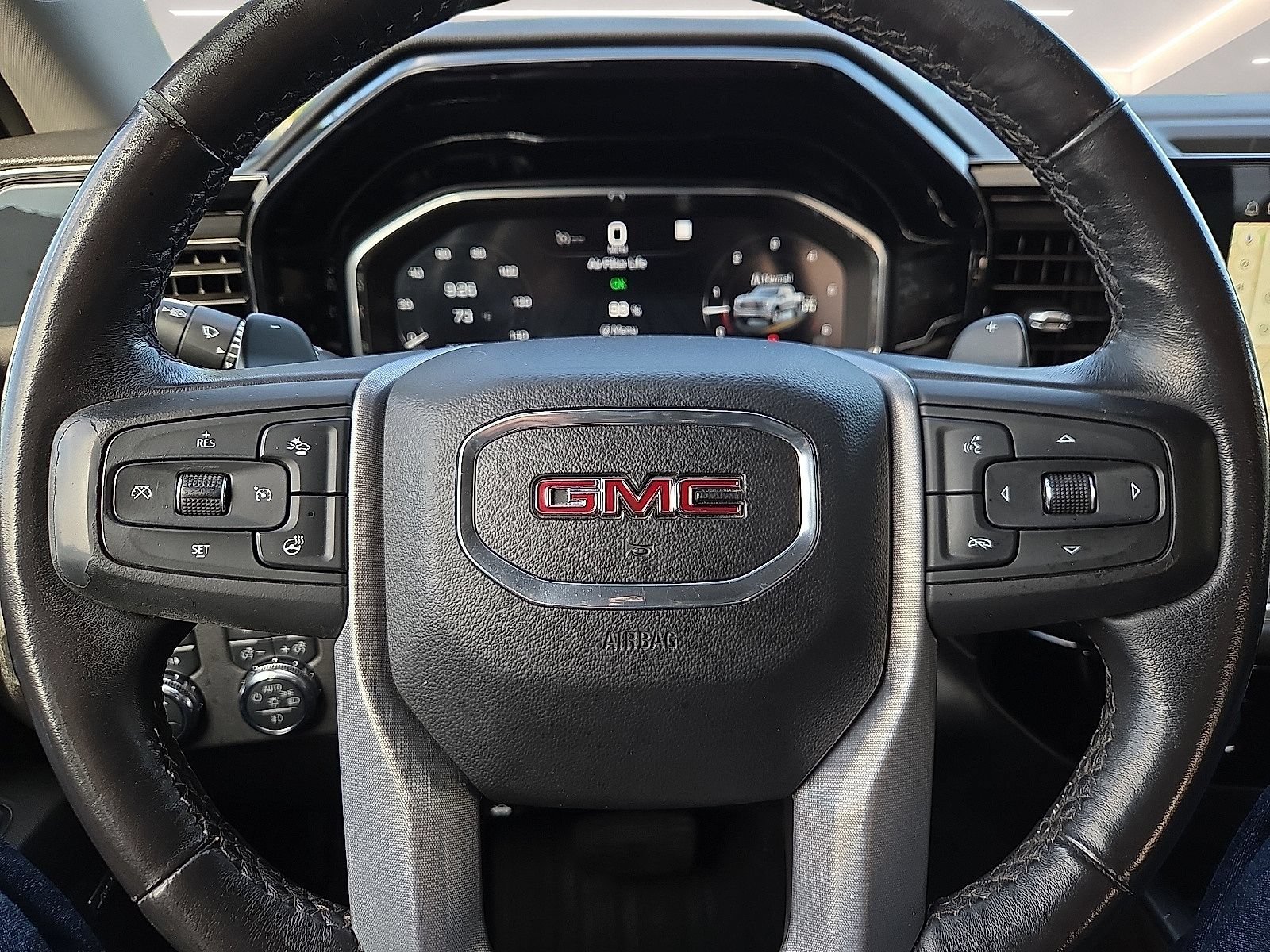 Used 2022 GMC Sierra 1500 SLT w/ SLT Convenience Package AWD/4WD image 24