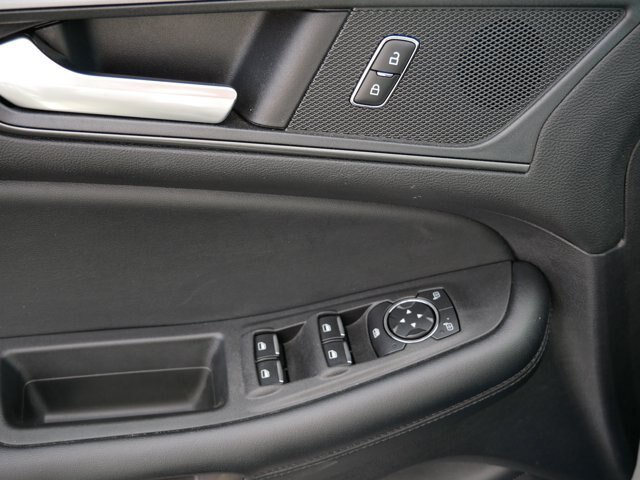 Certified 2022 Ford Edge SE w/ Black Appearance Package AWD/4WD image 18