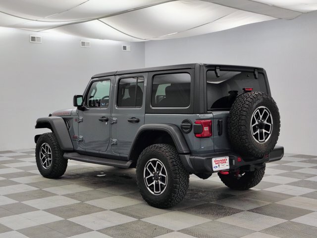 Used 2024 Jeep Wrangler Unlimited Rubicon AWD/4WD image 8