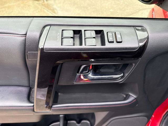 Used 2020 Toyota 4Runner Venture w/ Moonroof Package AWD/4WD image 19