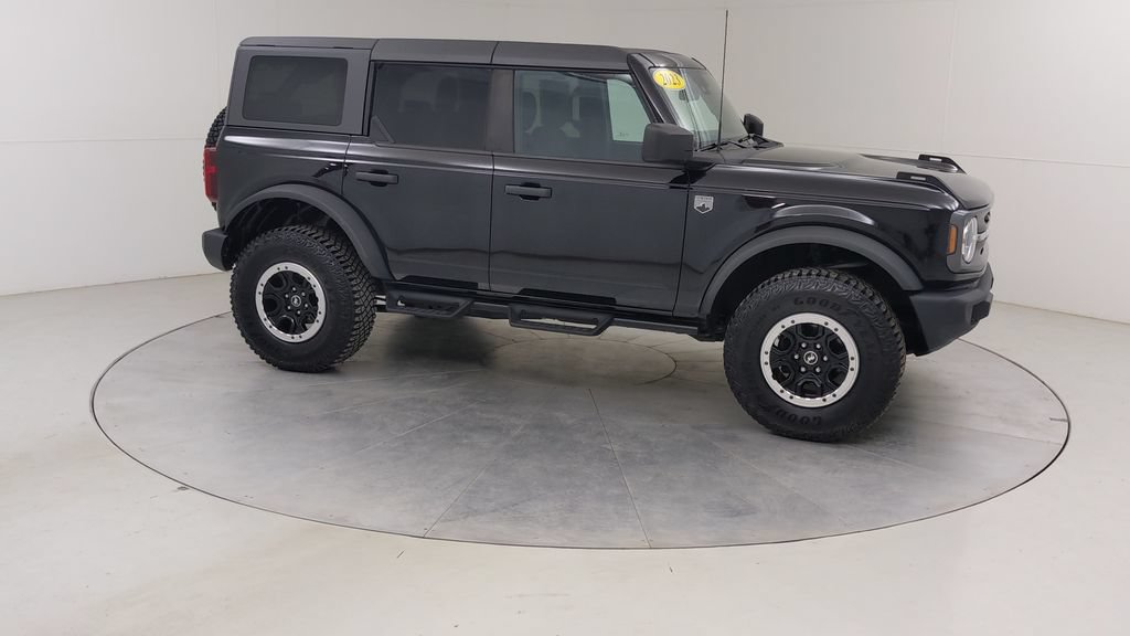 Certified 2023 Ford Bronco Big Bend w/ Sasquatch Package AWD/4WD image 11
