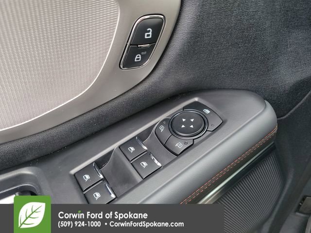 Certified 2025 Ford Expedition Active image 28