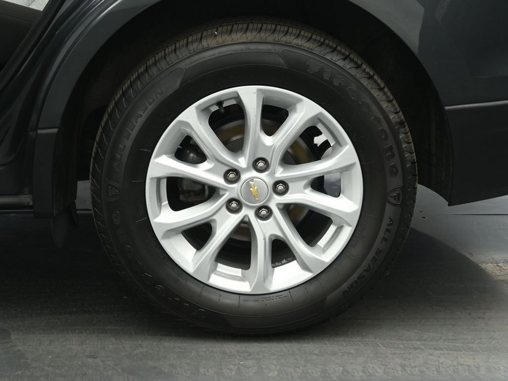 Used 2019 Chevrolet Equinox LS AWD/4WD image 21