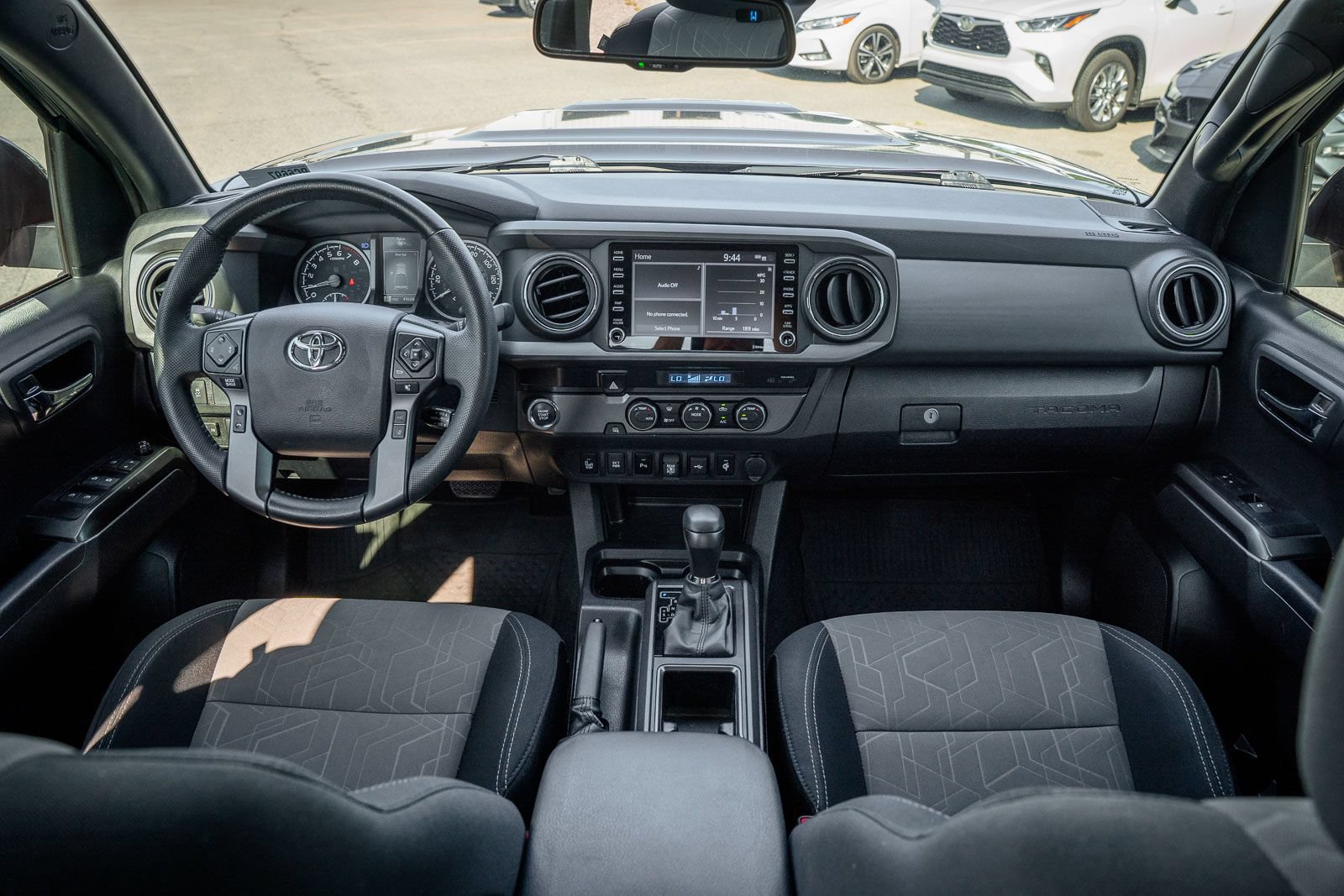 Used 2022 Toyota Tacoma TRD Sport w/ Technology Package RWD image 31