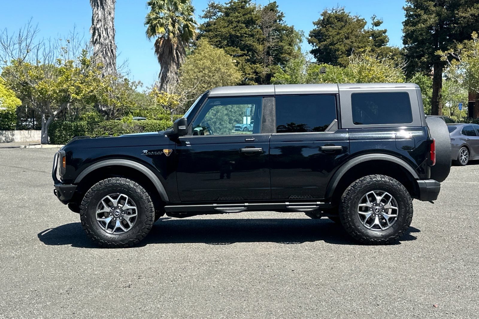 Certified 2023 Ford Bronco Badlands AWD/4WD image 6