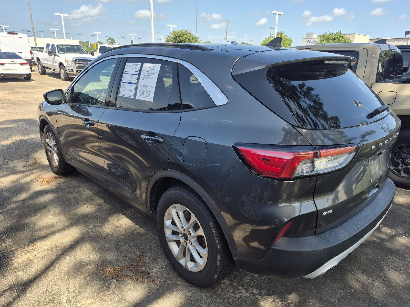 Certified 2020 Ford Escape SE FWD image 8