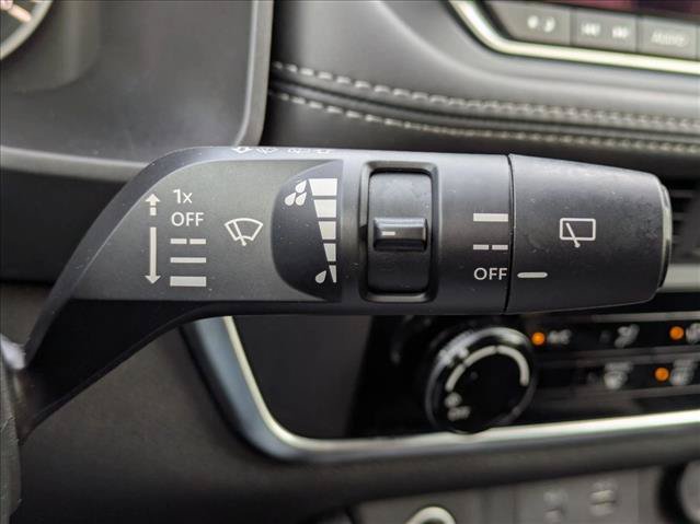 Used 2023 Nissan Rogue S FWD image 8