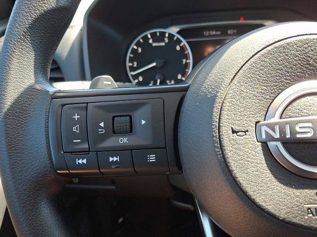 Used 2024 Nissan Rogue S FWD image 20