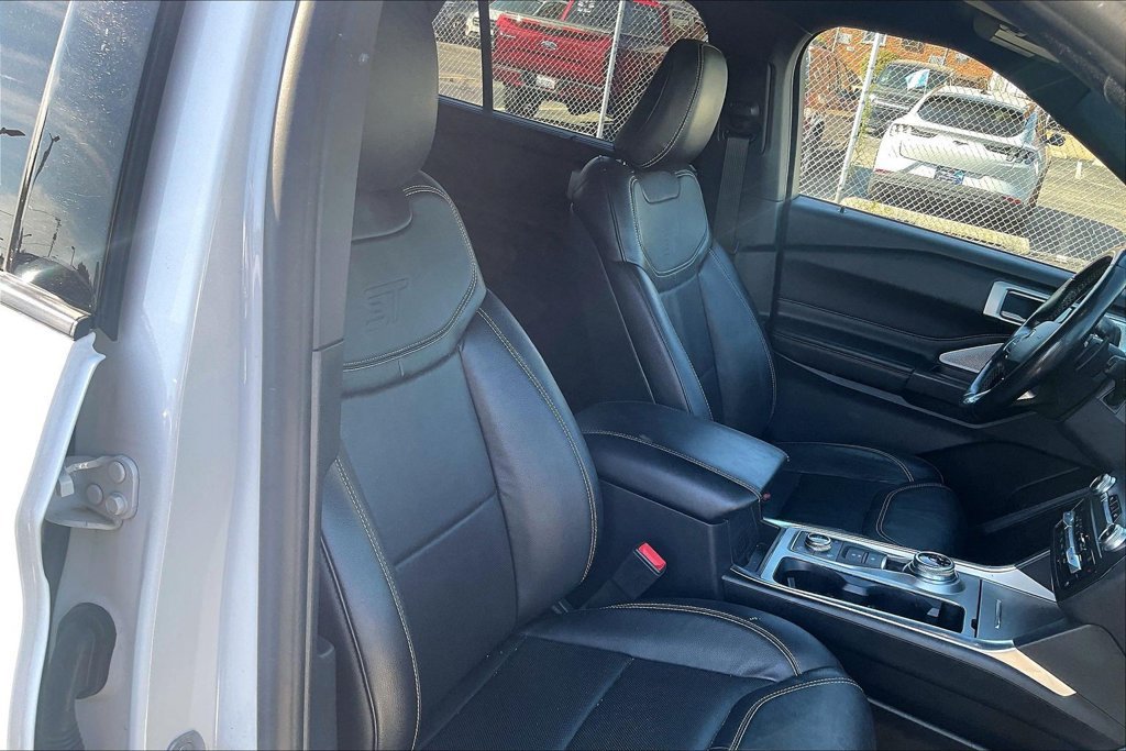 Certified 2020 Ford Explorer ST w/ ST Street Pack AWD/4WD image 6