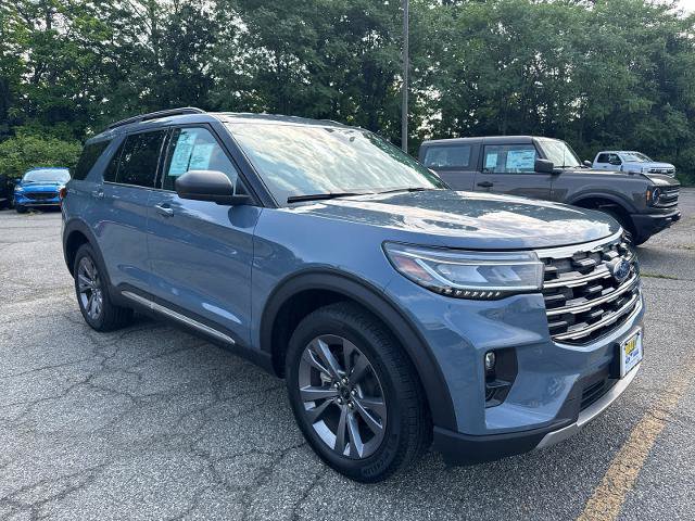 Certified 2025 Ford Explorer Active w/ Active Comfort Package AWD/4WD image 1