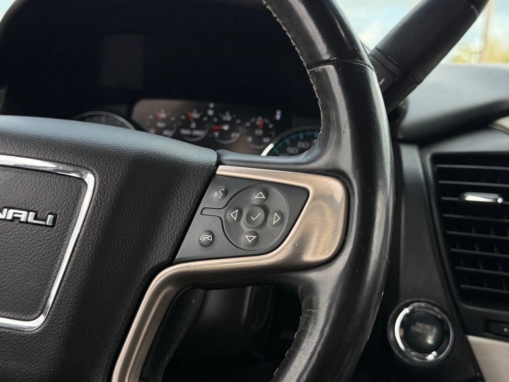 Used 2018 GMC Yukon Denali w/ Denali Ultimate Package AWD/4WD image 10