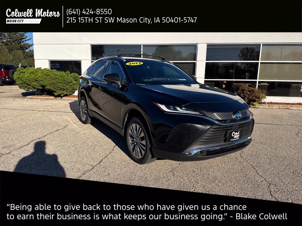 Used 2022 Toyota Venza XLE AWD/4WD image 1