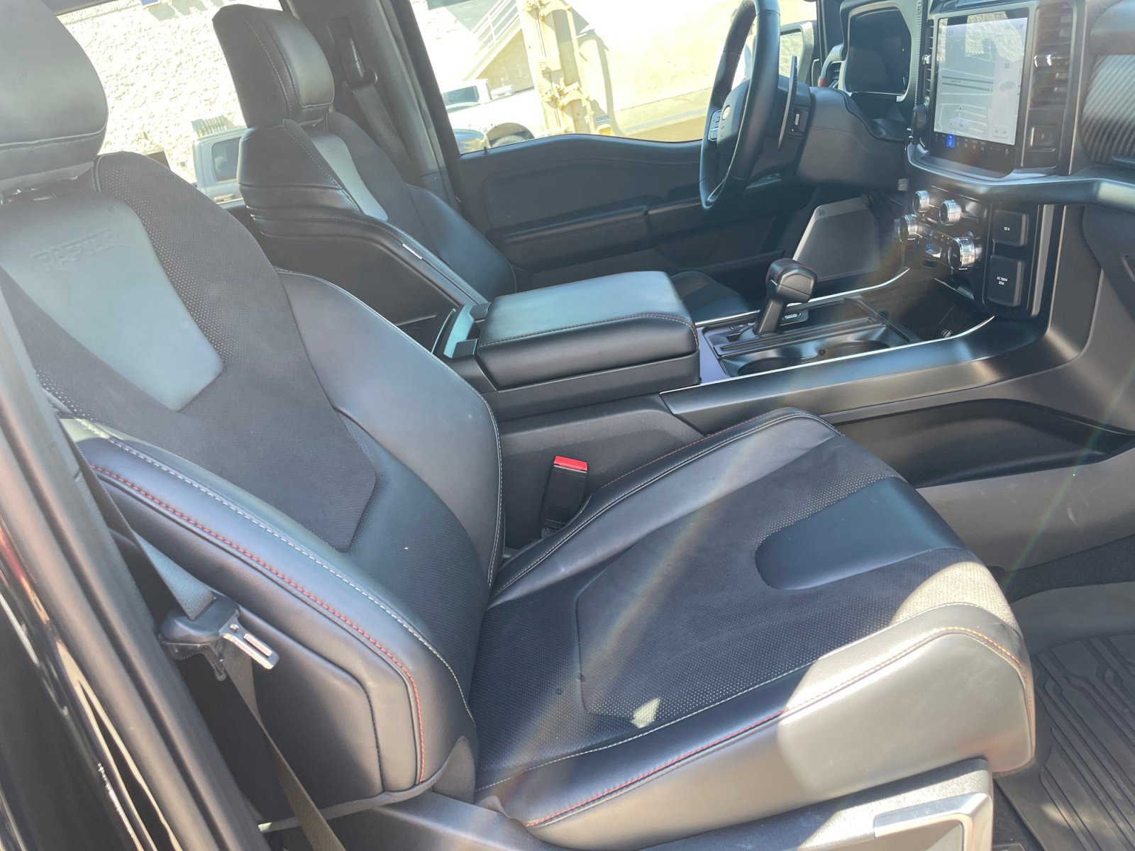 Certified 2025 Ford F150 Raptor image 29