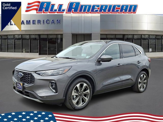 Certified 2023 Ford Escape Platinum w/ Premium Technology Package AWD/4WD image 1