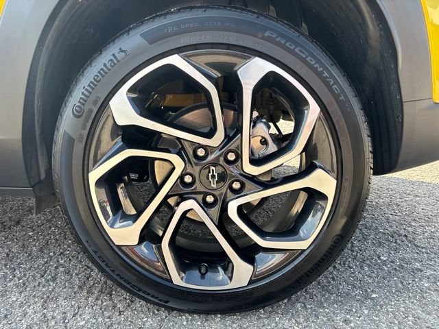 Used 2024 Chevrolet Trax RS w/ Driver Confidence Package FWD image 30
